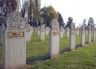 कब्र पर मुस्लिम स्मारक